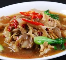 蘑菇炒肉盖浇面