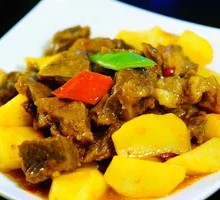 Beef Stewed with Potatoes