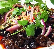 Cold-mixed black fungus