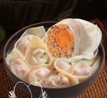 Egg Yolk Pork Dumplings