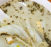 Snow Bamboo Shellfish Yellow Croaker Noodles