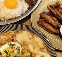 Old Thai Mama Fried Chicken Wings