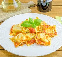 Mixed Shepherd's Purse and Pork Dumplings