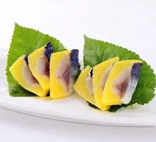 Red and Yellow Carp Stir-fry