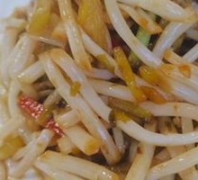 Snow菜 Bamboo Shoots Stir-Fried with Pork Strips