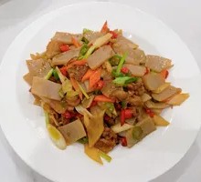 Konjac Stir-fried with Pork Belly