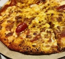Mango-Infused Chicken Pizza
