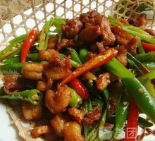 Bell Pepper and Pork Stir-fry Rice Bowl