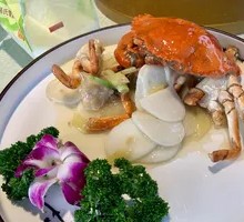 Steamed Crab with Rice Noodles