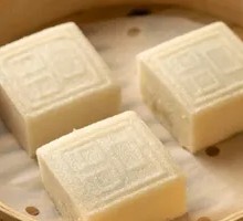 Tangerine Peel Red Bean Square Cake