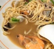 Signature Pomfret Seafood Noodles