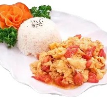 Tomato and Egg Bento with Sweet and Sour Flavor