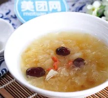 Tremella Mushroom and Red Date Soup