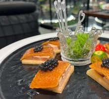 Original Red Wine Foie Gras Roast Duck with Vegetable Salad