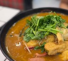 Signature Fried Sauce Rice Noodles