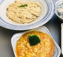 Golden Crab Roe Noodles