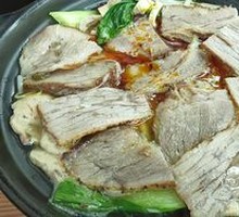 Beef Hot Pot Rice Noodles