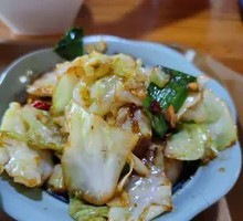 Spicy Pot-Braised Cabbage
