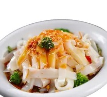 Three-in-One Noodles: Cold Noodles with Beef Tendon