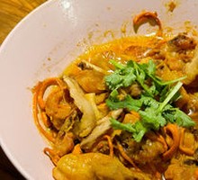 Angelica and Cordyceps Mushroom Steamed Chicken