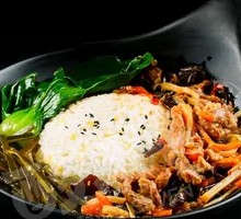Fish-Flavored Shredded Pork Rice Bowl
