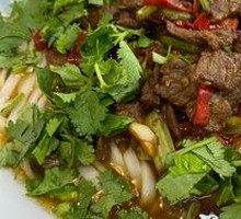 Stir-Fried Beef Noodles