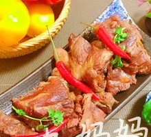 Spicy Sauce Bone Rice with Side Dish