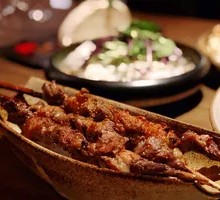 Charcoal-grilled Lamb Skewers