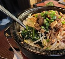 Grilled Meat Stone Pot Rice