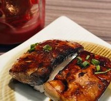 Grilled Black Truffle Foie Gras Sushi