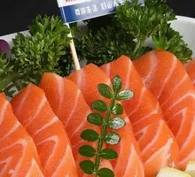 Norwegian Freshly Sliced Salmon