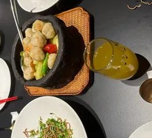 Hot Stone Fresh Bamboo Shoots Stir-Fried Fish Cake