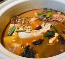 Old-fashioned Fish Head Pot with Vermicelli