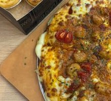 Classic Italian Meat Sauce Pizza