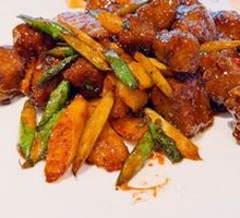 Stir-Fried Beef Cubes