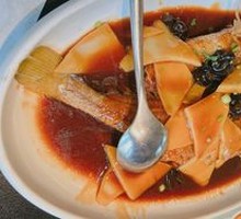 Wen's Yellow Croaker Braised Handmade Rice Cakes