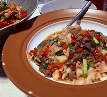 Stir-Fried Yellow Beef