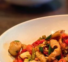 Stewed Chili and Sour Radish Stir-fried Intestines