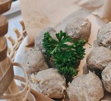 Beef tendon meatballs