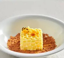 Honeycomb Bird's Nest