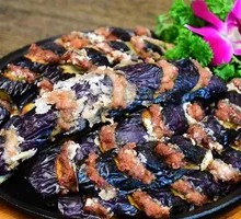 Sautéed Eggplant with Garlic Sauce on Iron Plate