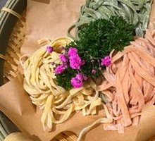 Three-Color Noodles