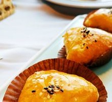 Juicy Char Siu Pastry