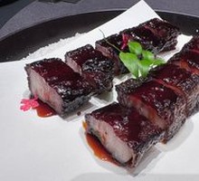 Crispy Caramel Black Barbecue Pork