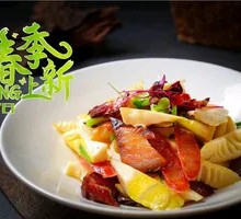 Preserved Pork with Bamboo Shoots
