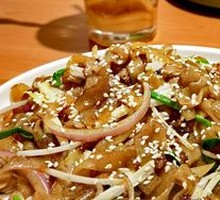 Dry-Fried Beef and Rice Noodles