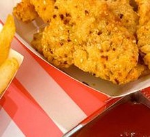 Stir-Fried Chicken Strips in Sauce