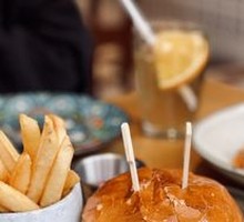 Signature Wagyu Burger