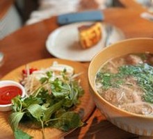 Vietnamese Beef Noodle Soup