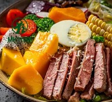 Parmesan Mango Beef Salad